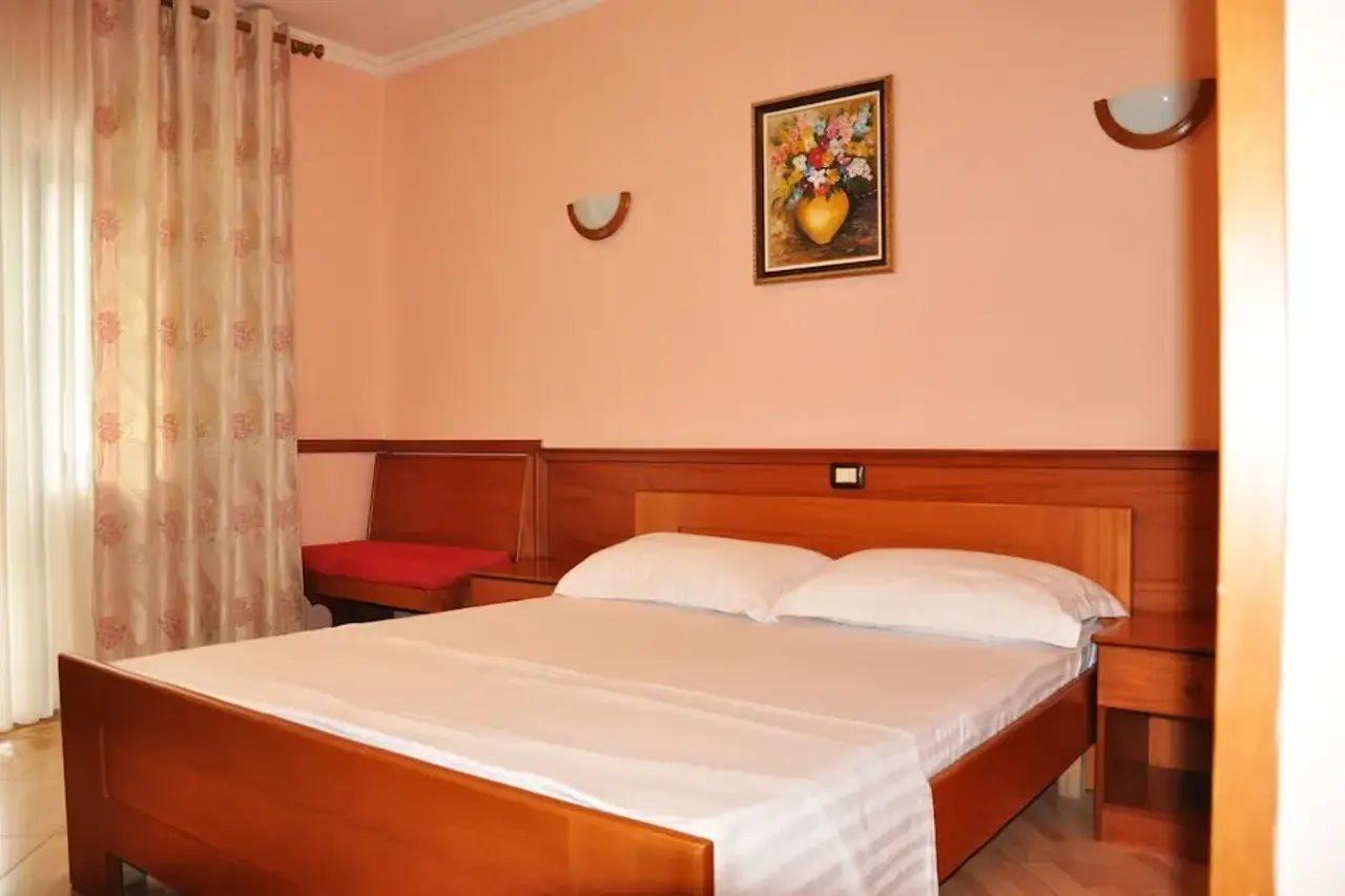 טיראנה Lugano Hotel מראה חיצוני תמונה
